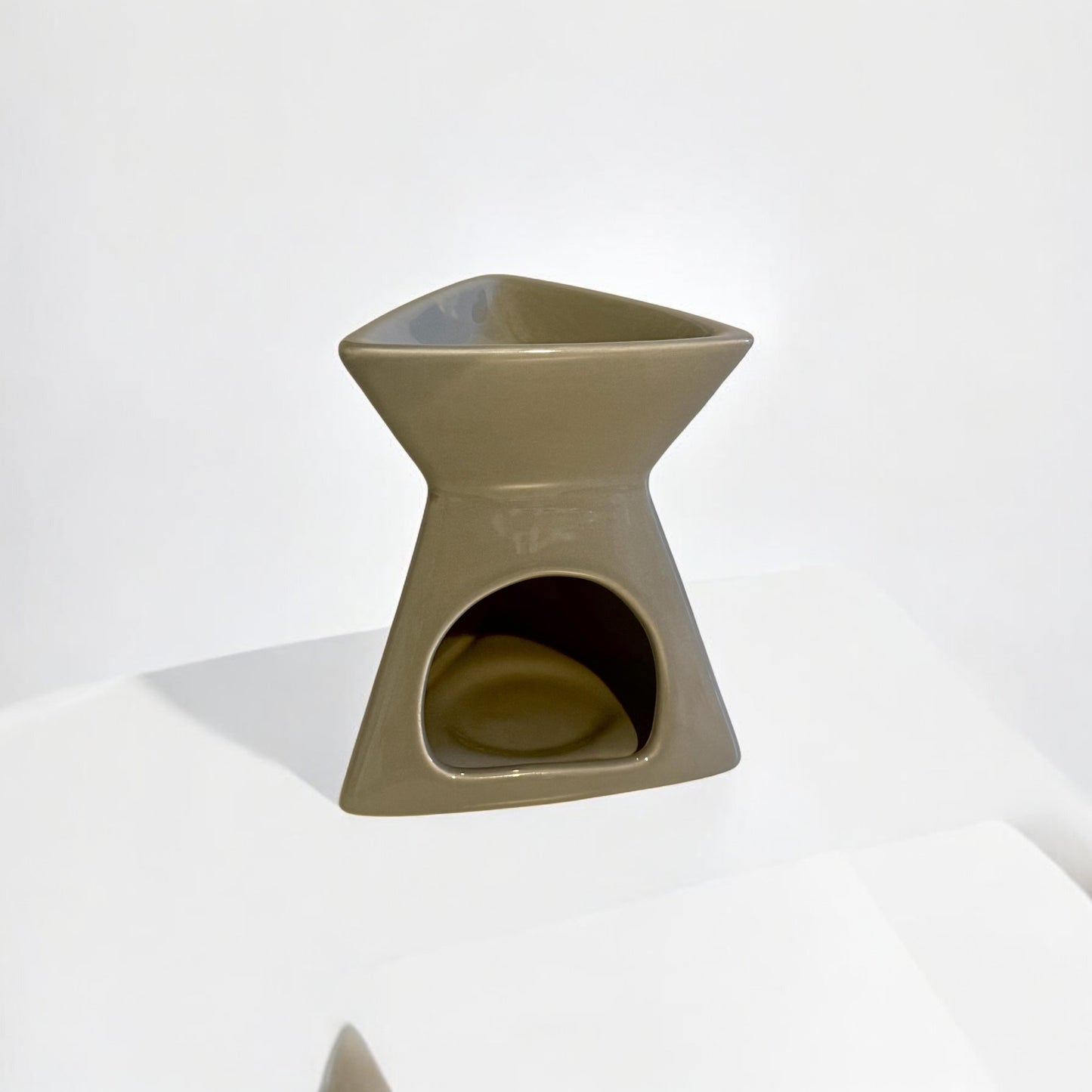 The Éclipse Mini Wax Burner